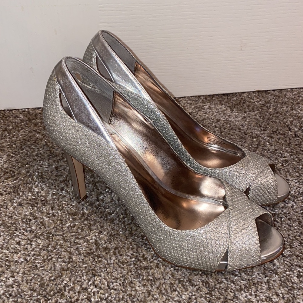 Glittery ALFANI heels (Size: 6.5)